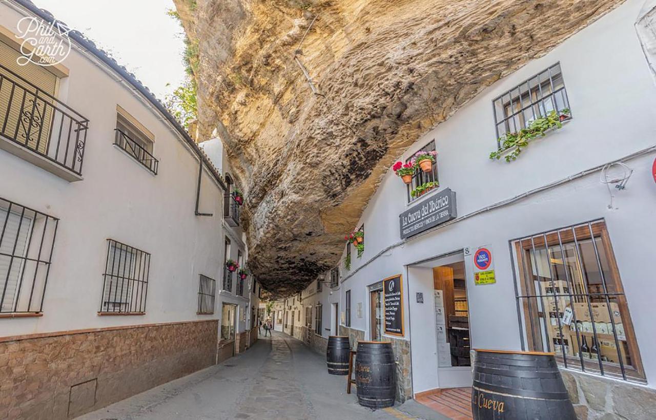 Hotel Tugasa El Almendral Setenil De Las Bodegas Экстерьер фото